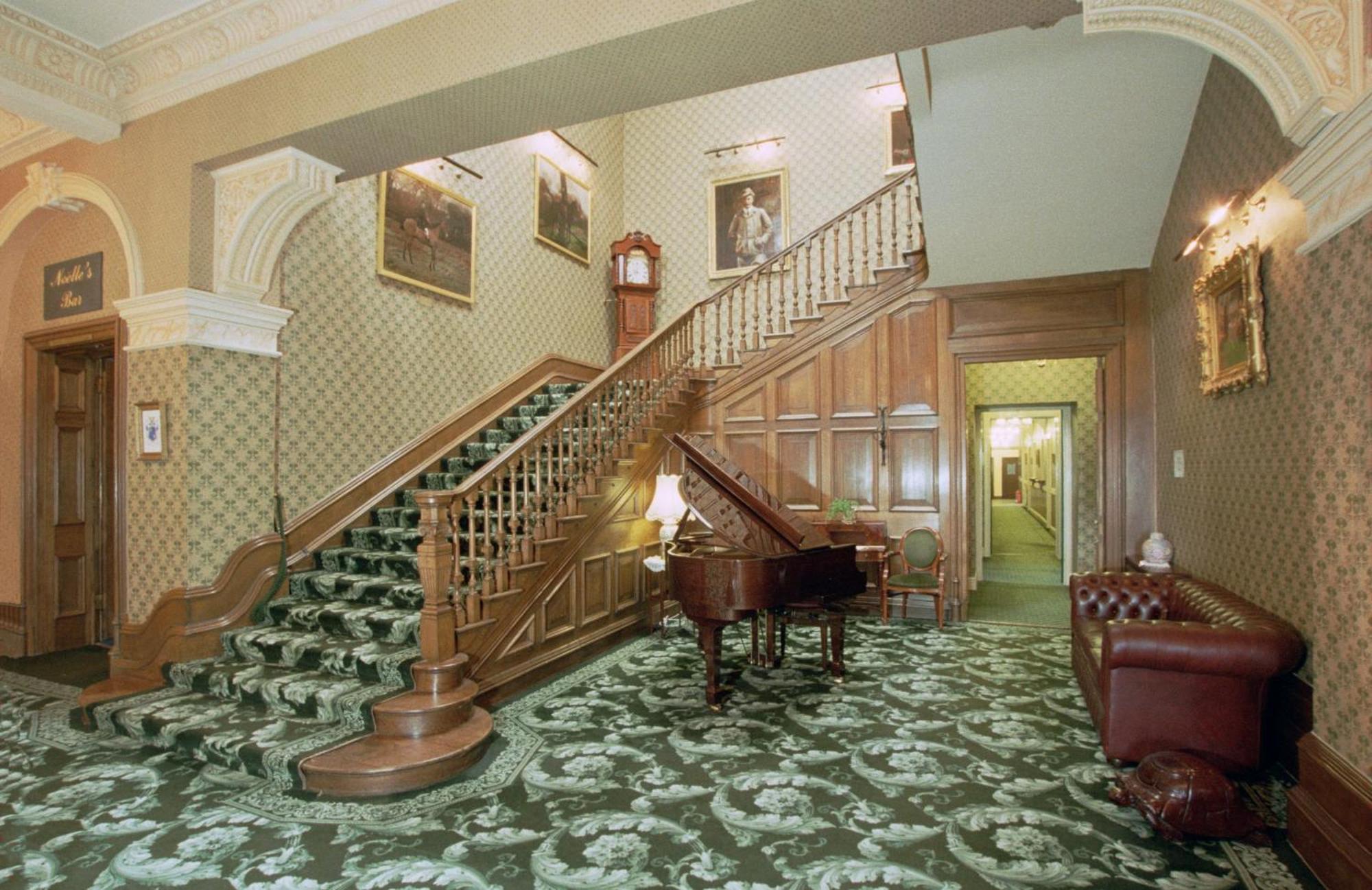 Tre-Ysgawen Hall & Spa Llangefni Zewnętrze zdjęcie