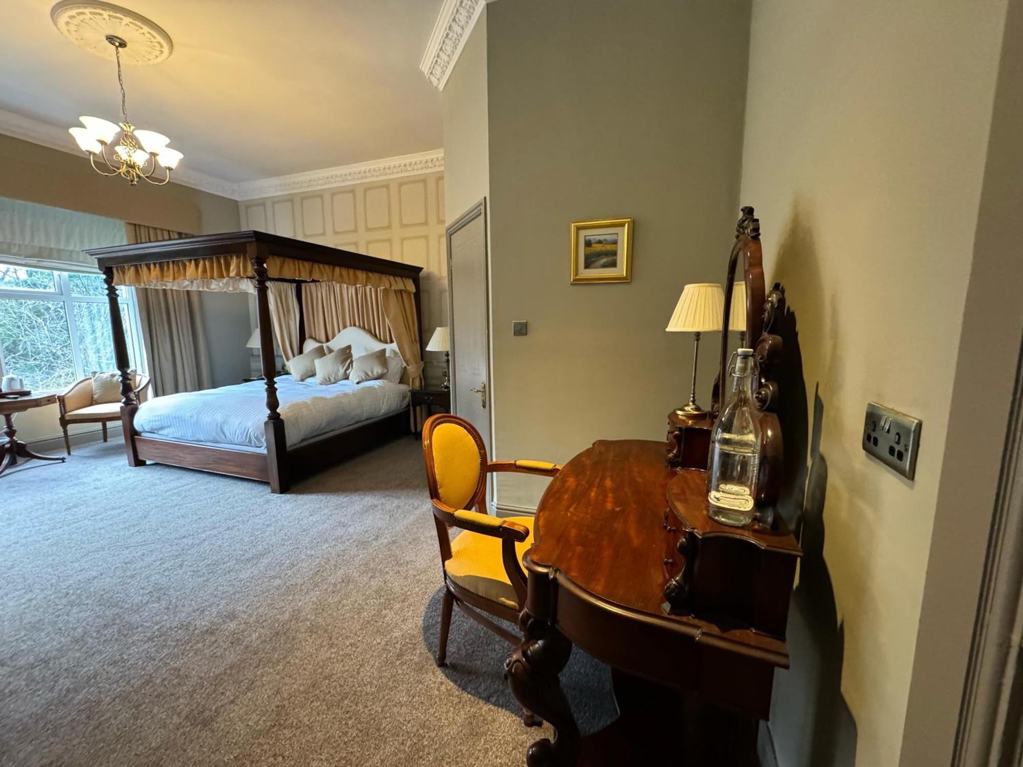 Tre-Ysgawen Hall & Spa Llangefni Zewnętrze zdjęcie